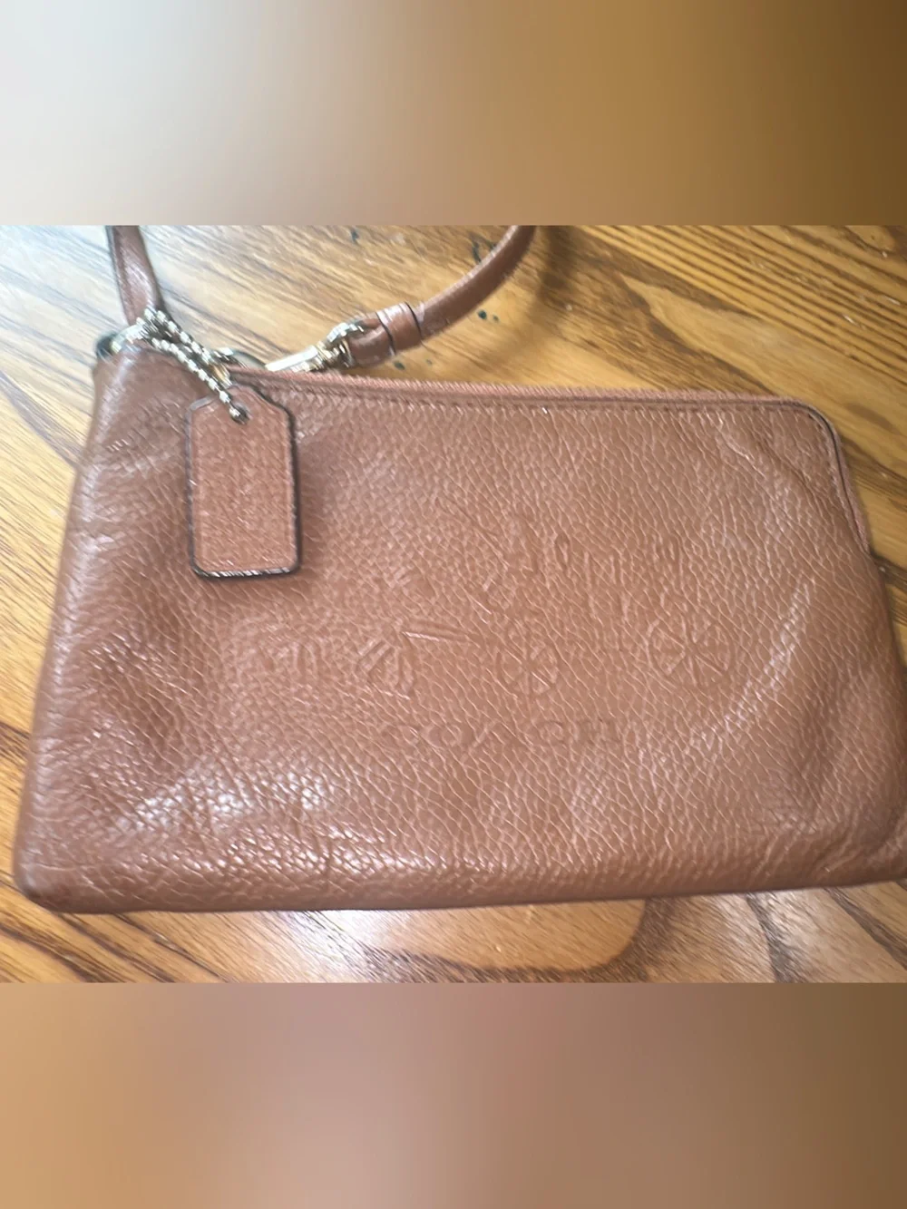 Coach Leather Zip wristlet in Brown 6.5x4 (bags19)
